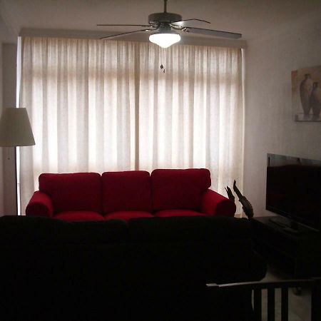 말라가 Paseo Maritimo De Poniente 아파트 외부 사진
