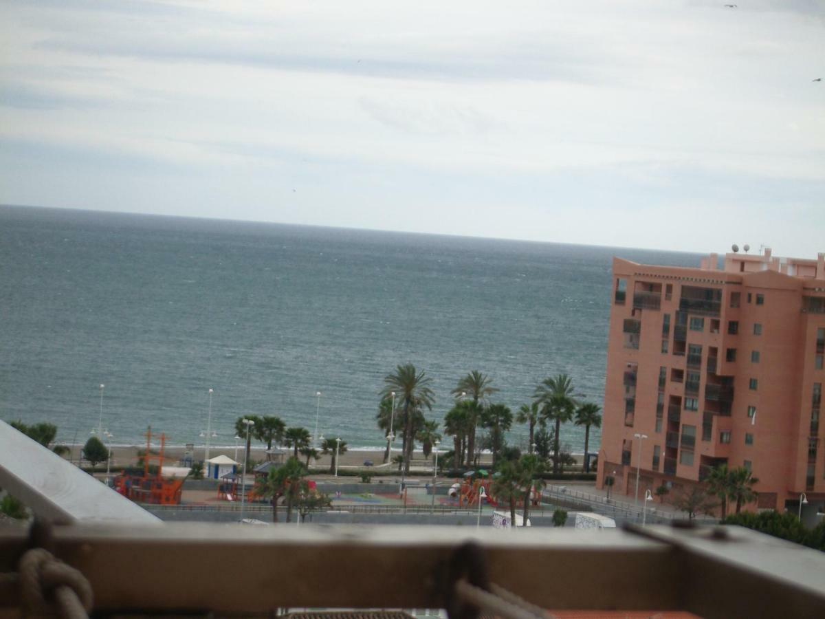 말라가 Paseo Maritimo De Poniente 아파트 외부 사진